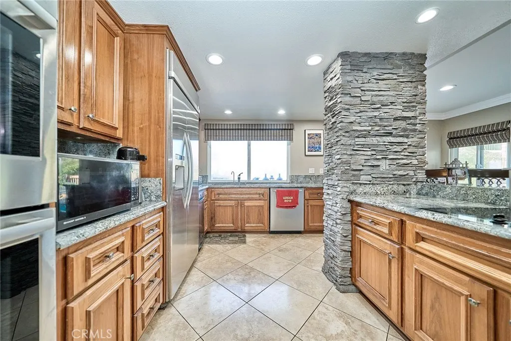 885 Kings Canyon Road