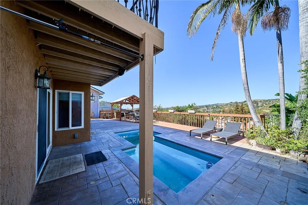 885 Kings Canyon Road