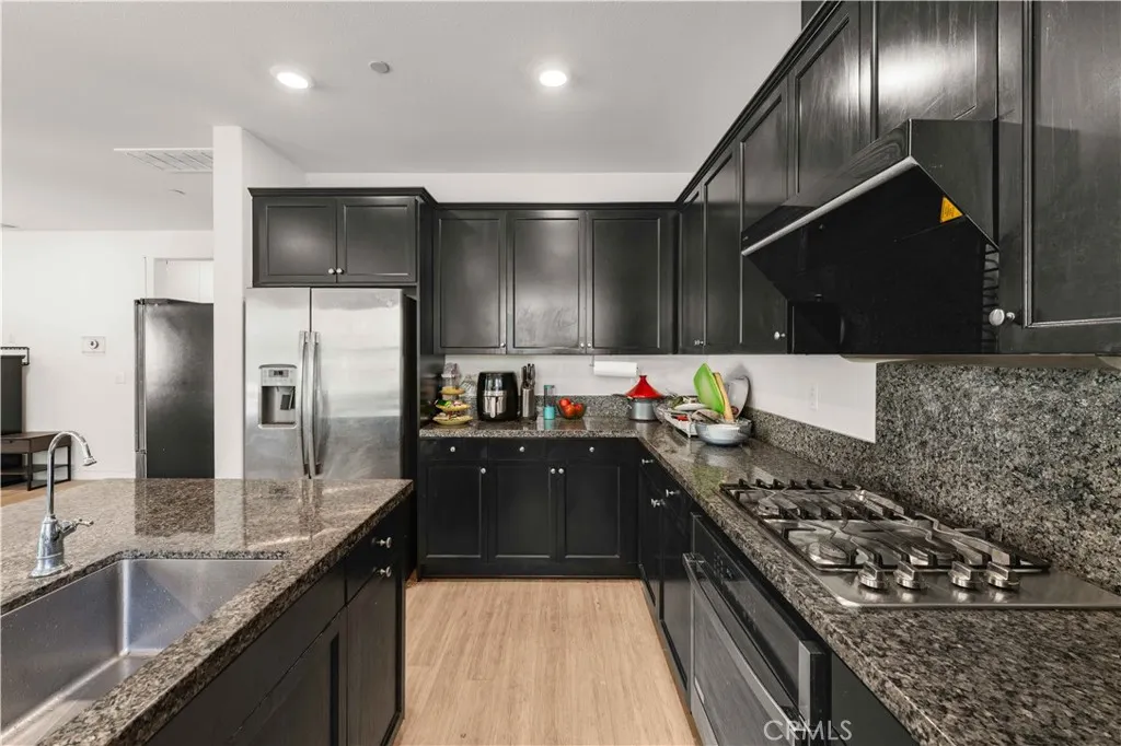 8636 Bay Laurel