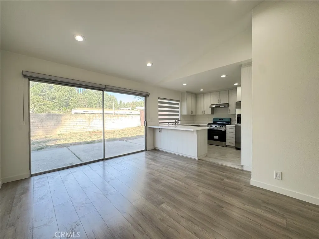 1415 Meadow Glen
