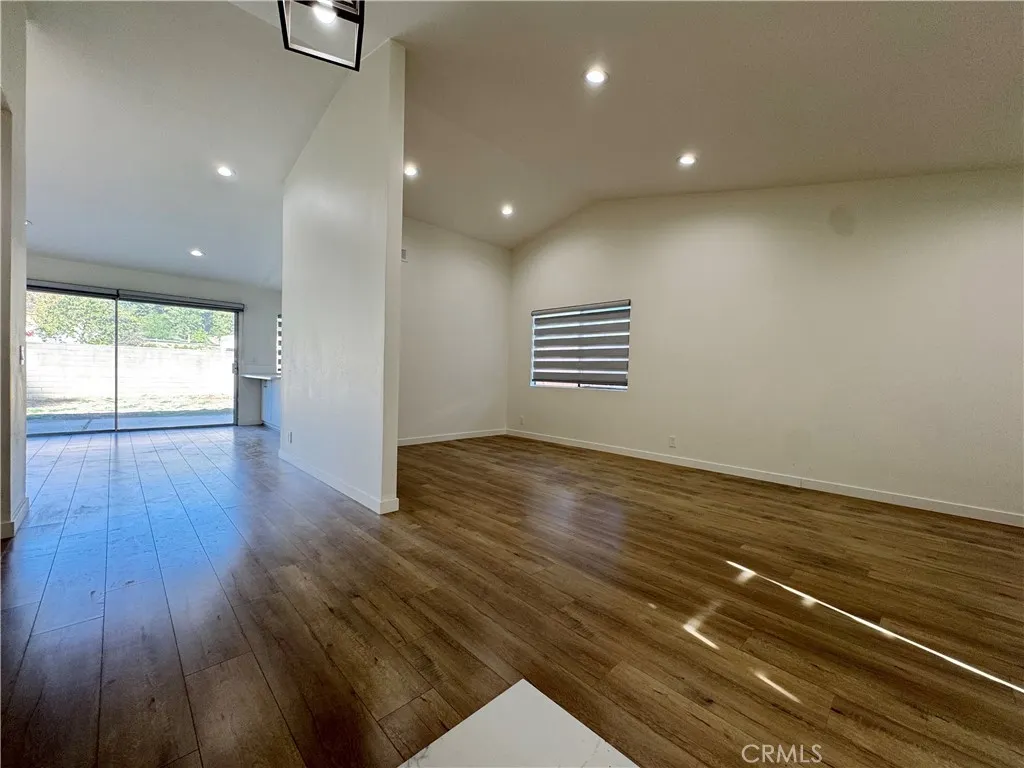 1415 Meadow Glen