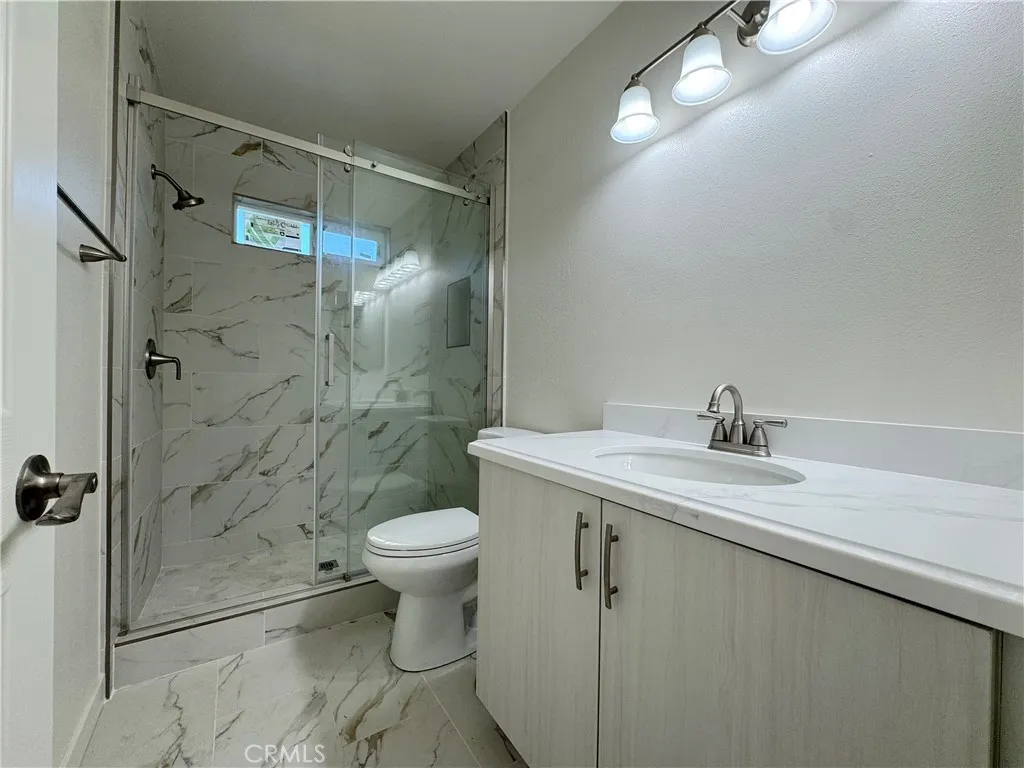 1415 Meadow Glen