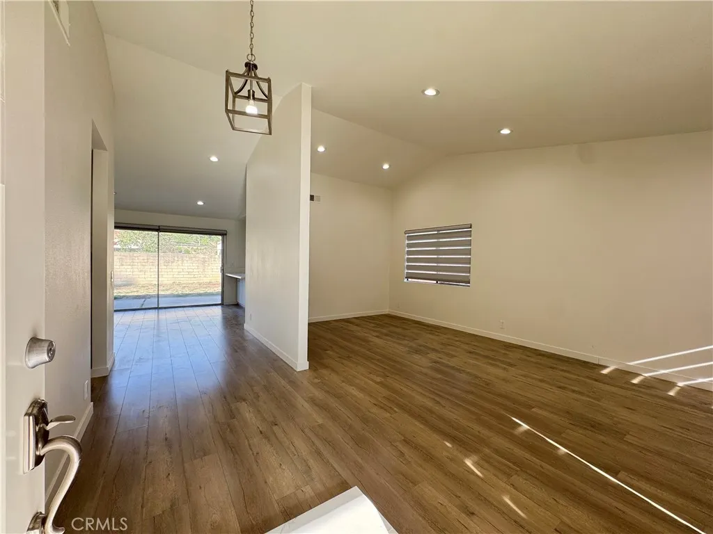 1415 Meadow Glen