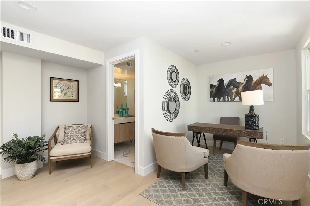 27 Turnberry Lane