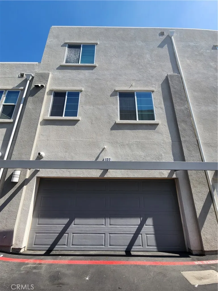 122 Royal