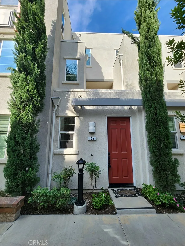 122 Royal