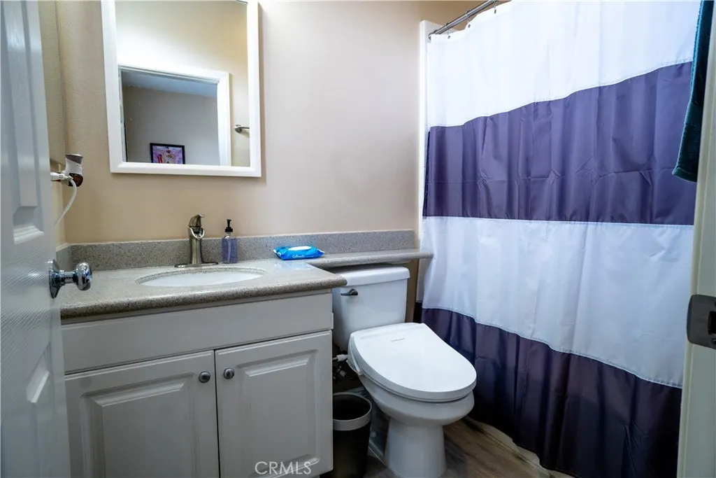216 W Merlot Drive