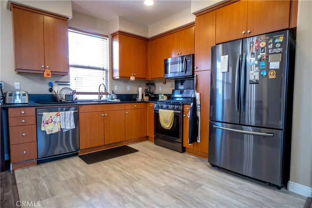 216 W Merlot Drive