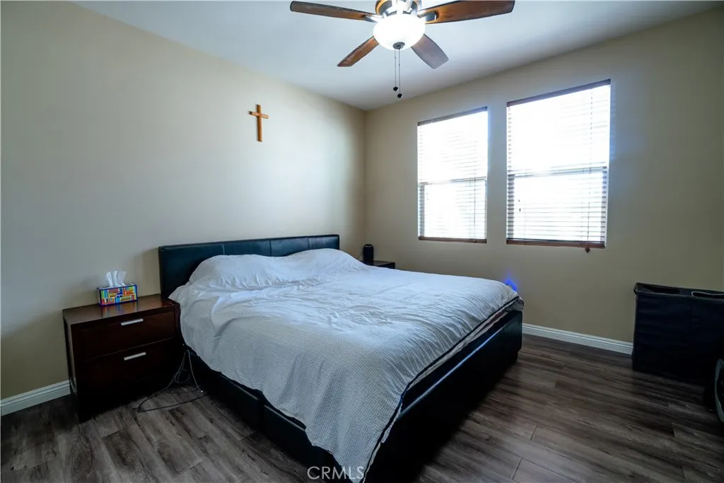 216 W Merlot Drive