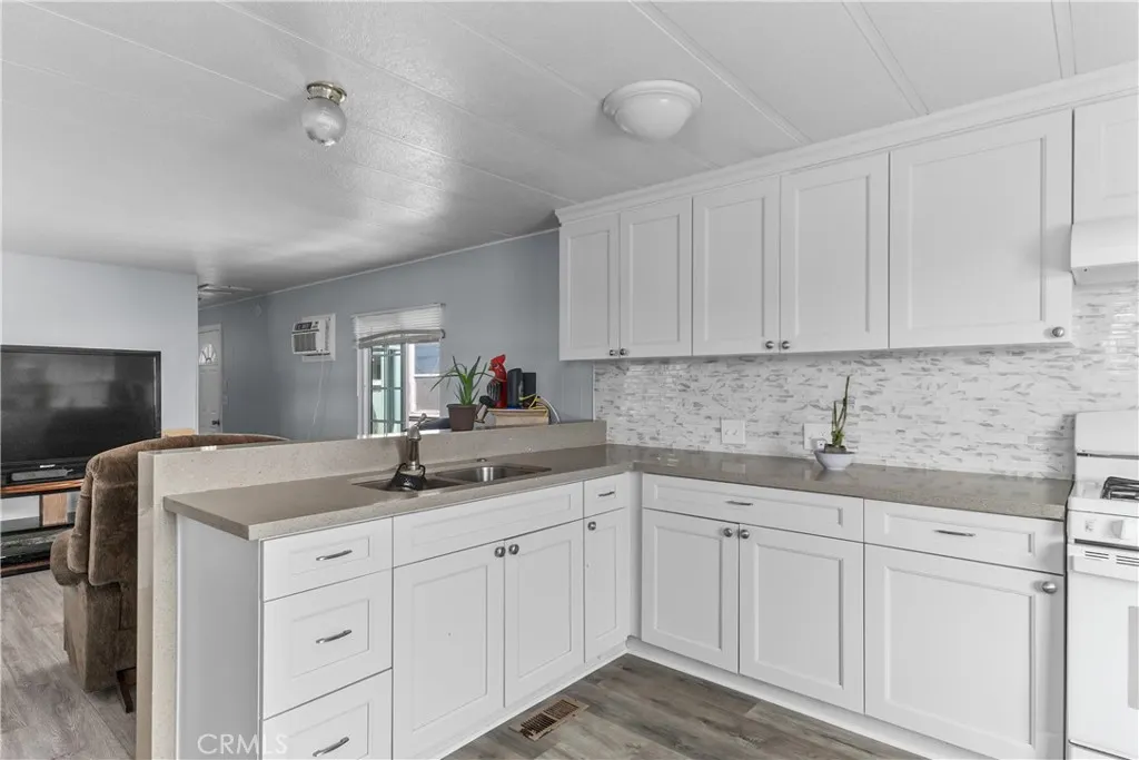 2131 W San Bernardino Road, #46