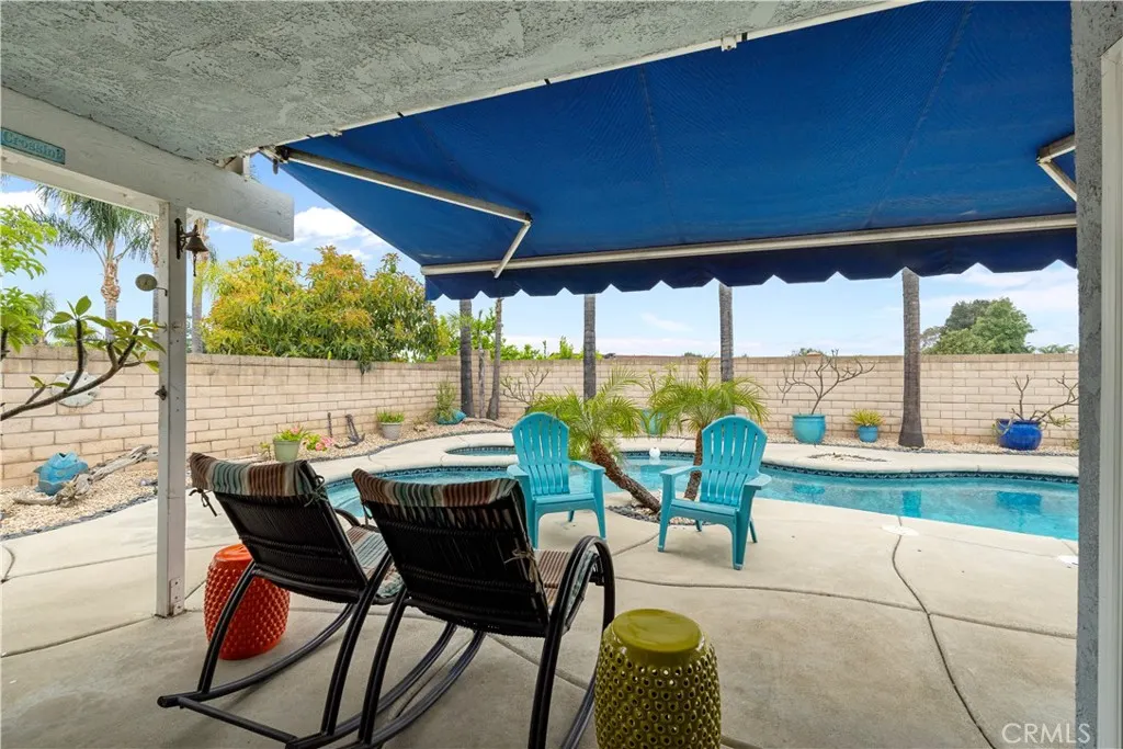 2537 Fulton Road
