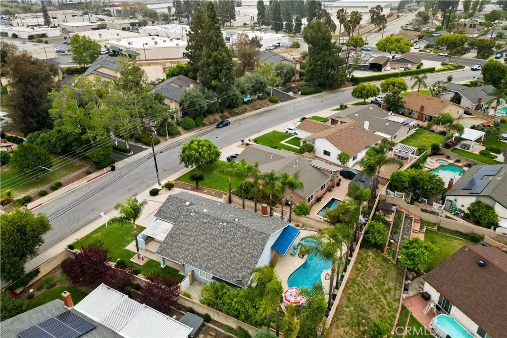 2537 Fulton Road