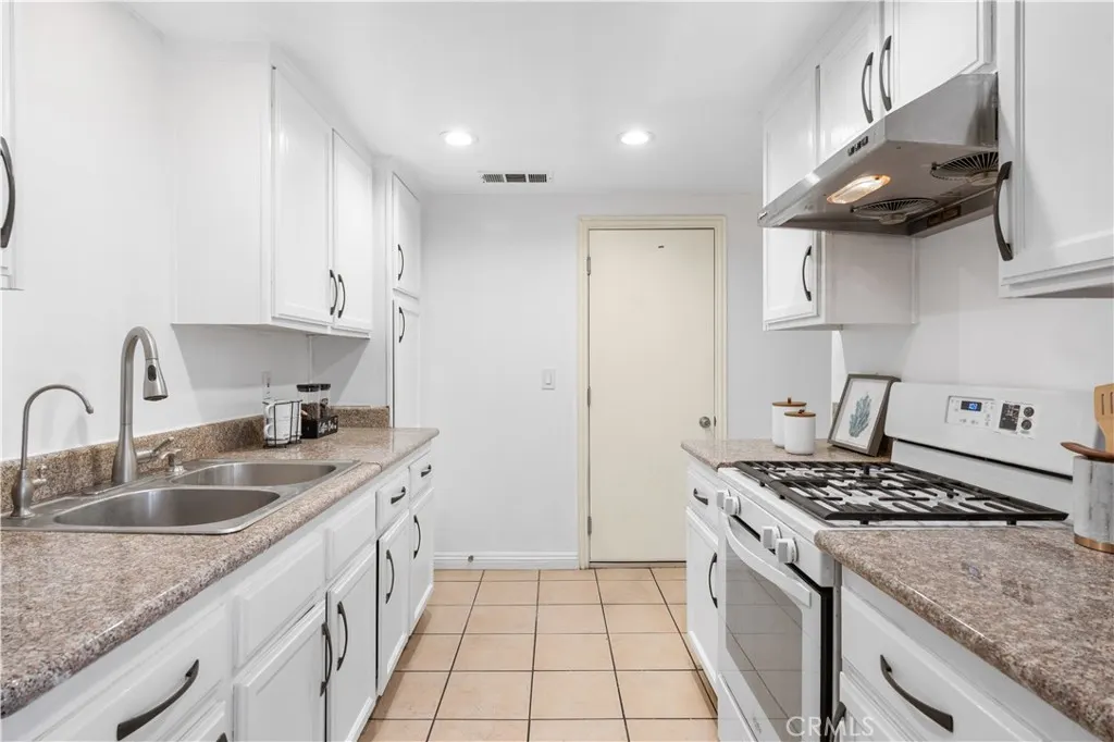 4003 Penn Mar Avenue, #6