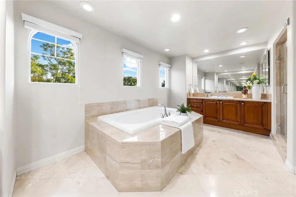 2271 Redwood Drive