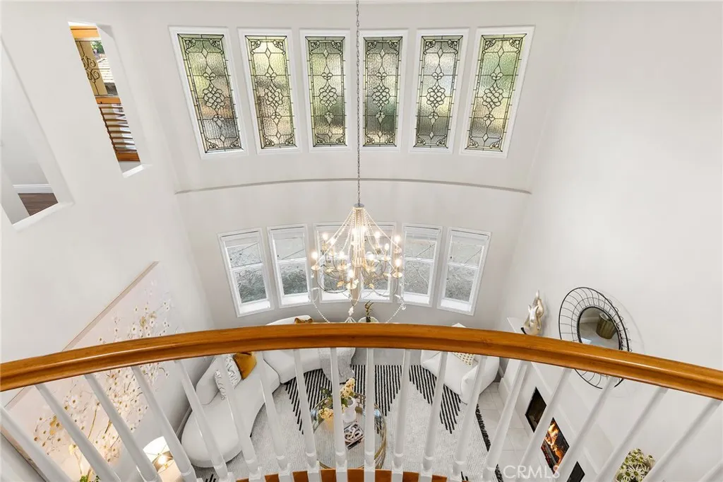 2271 Redwood Drive