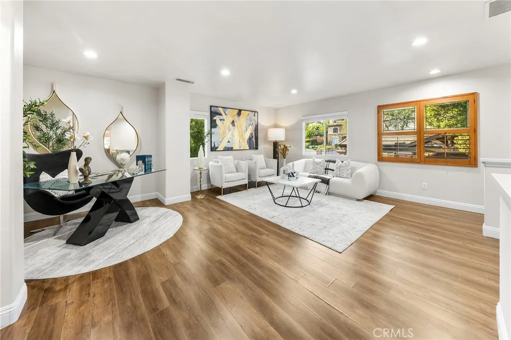 2271 Redwood Drive
