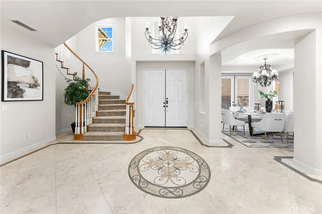 2271 Redwood Drive