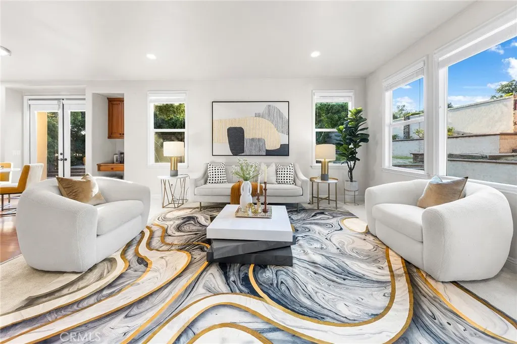 2271 Redwood Drive