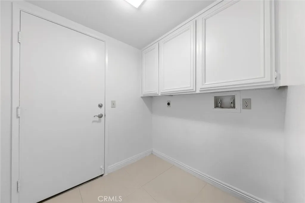 1111 Camino Del Cerritos