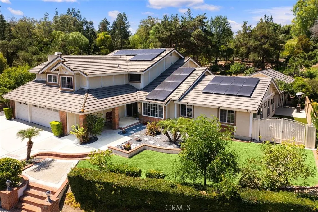 1111 Camino Del Cerritos