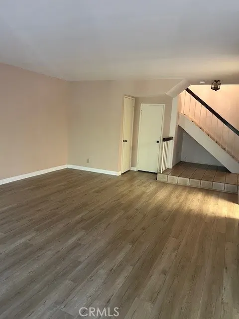 404 W Via Vaquero
