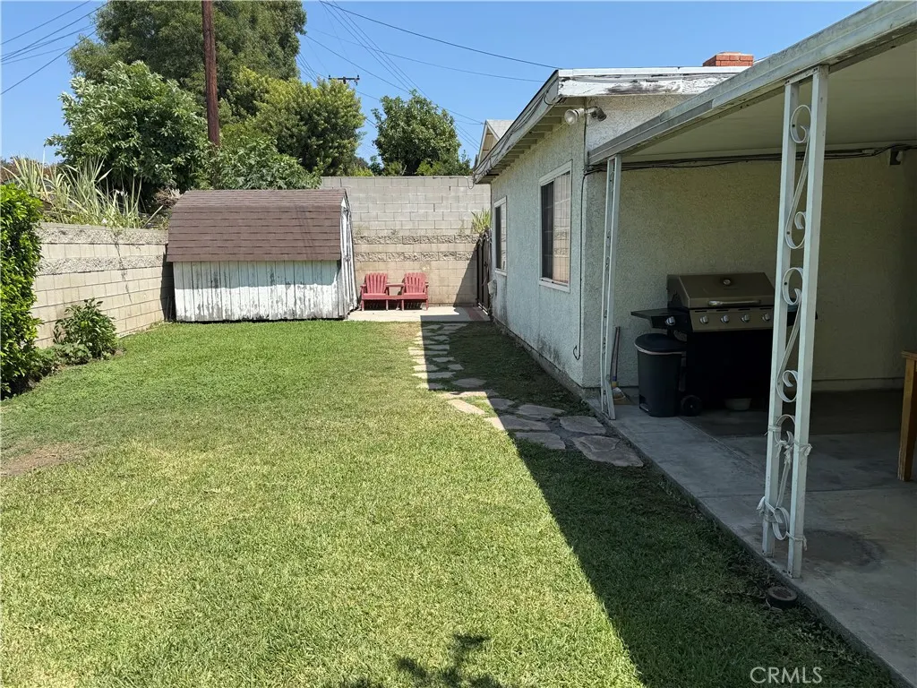 3037 E Merrygrove Street