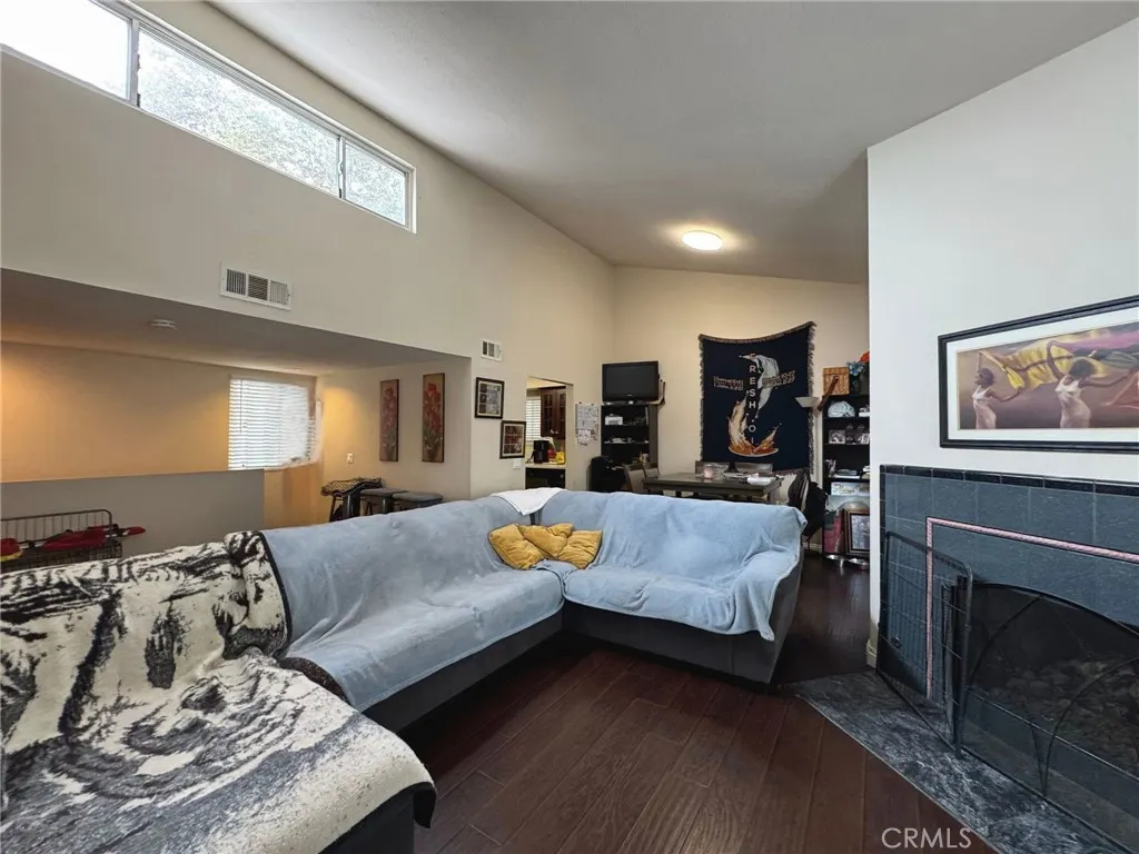 9382 Shadowood Drive