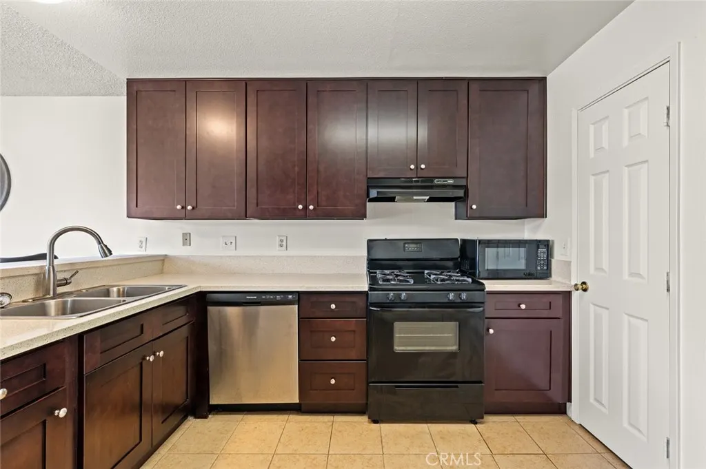 4505 Donner Court