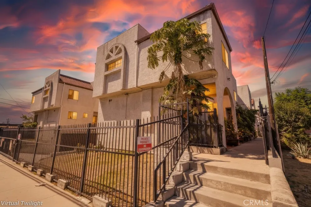 4031 La Rica Avenue, #O