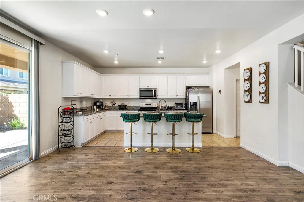 4734 S Rogers Way