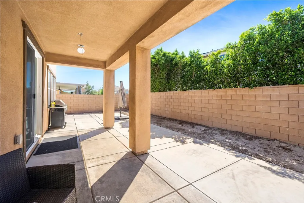 4734 S Rogers Way