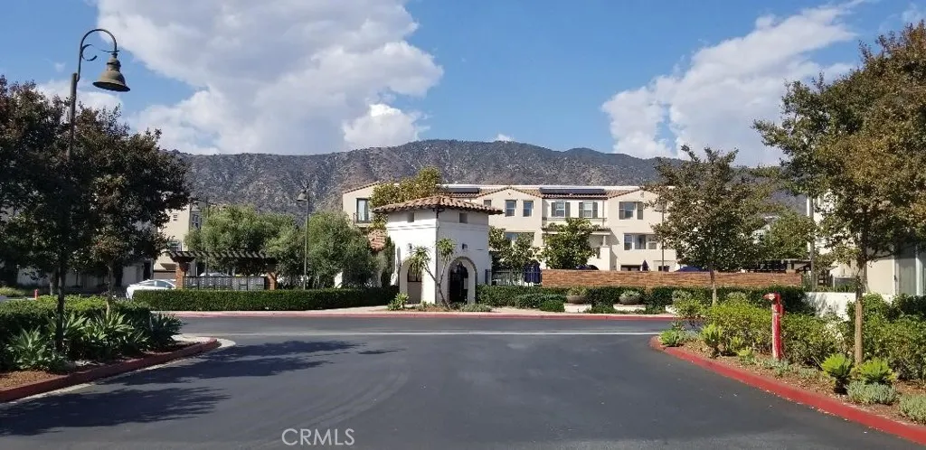 623 W Foothill, #39