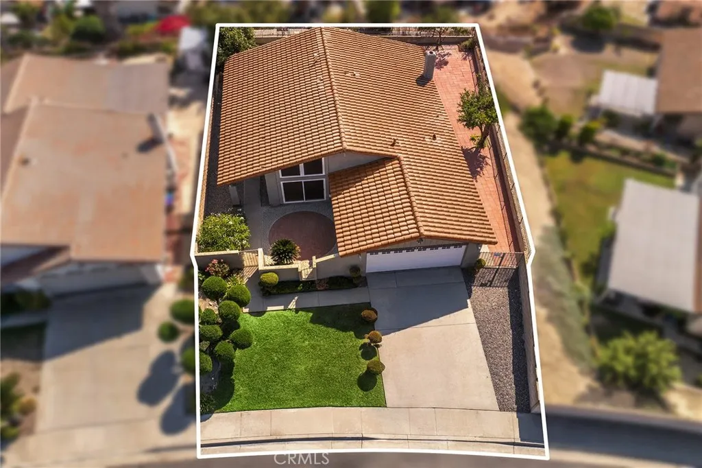 1902 Viola Court