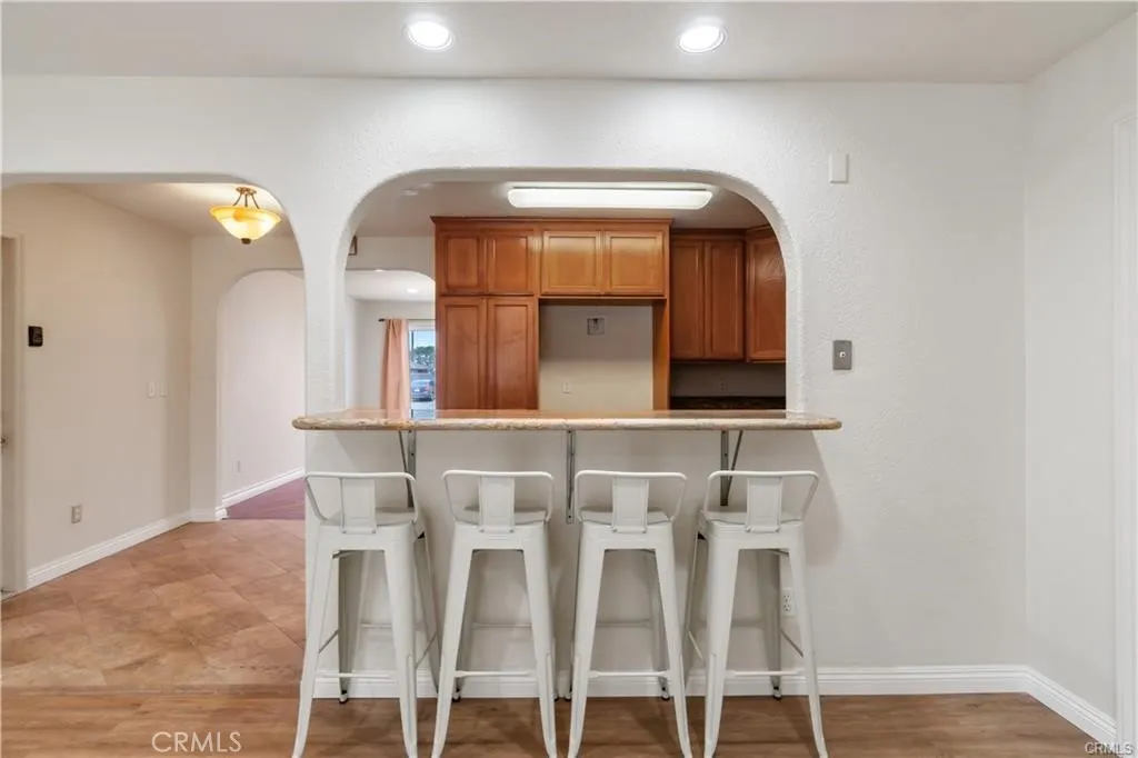 4692 N Edenfield