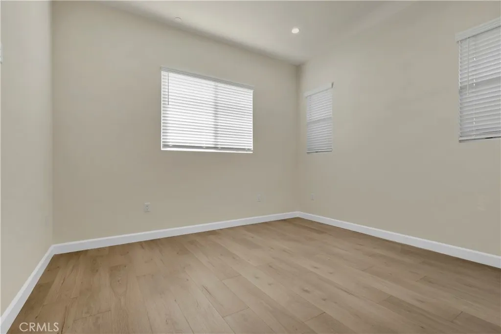 1823 W Palm
