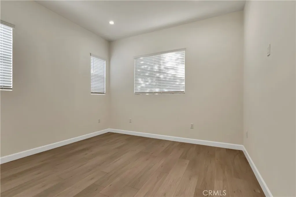 1823 W Palm
