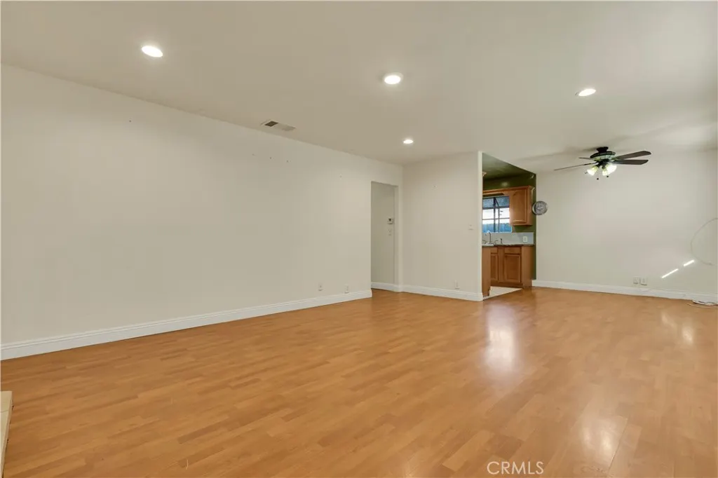 1823 W Palm