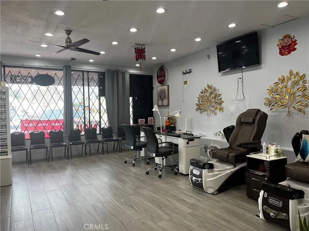 10304 Lower Azusa Road