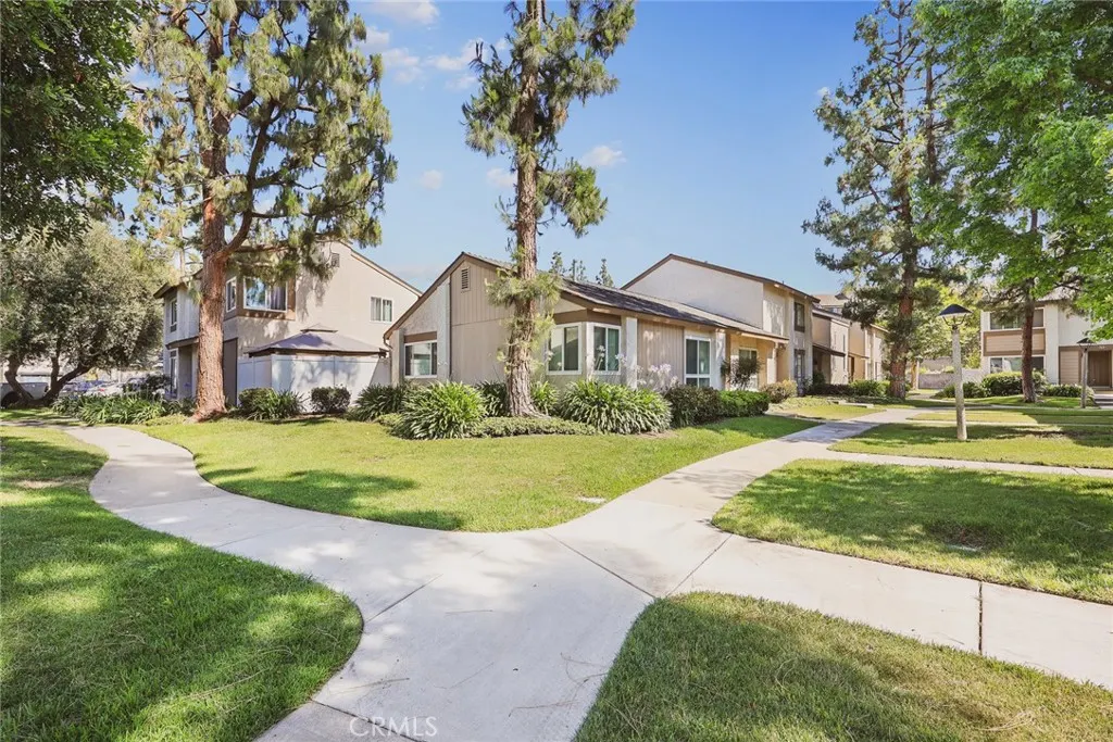 1419 Norwich Lane