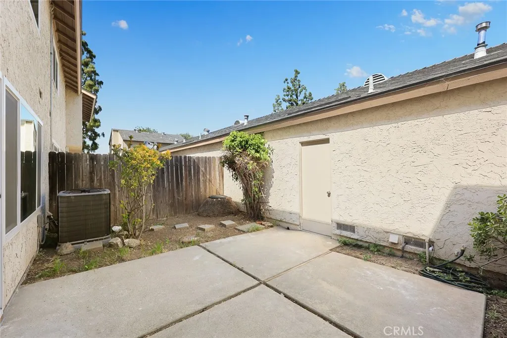 1419 Norwich Lane