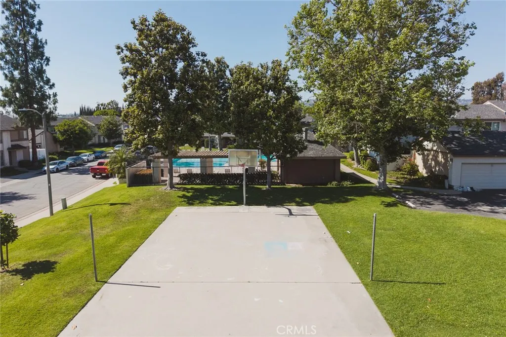 1419 Norwich Lane