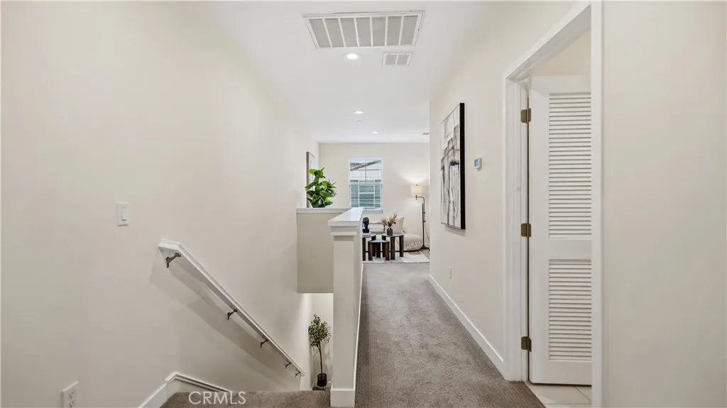 291 E Arrow #17