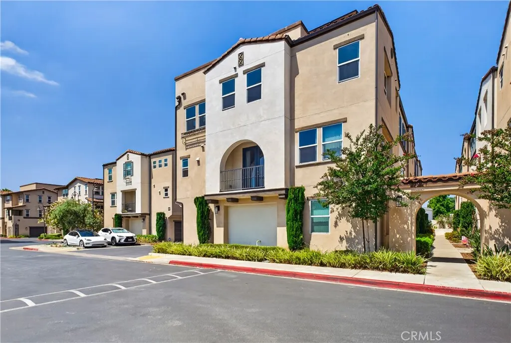 623 W Foothill #39