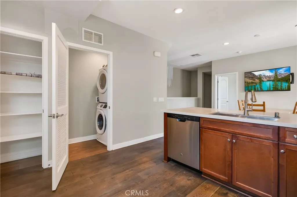 623 W Foothill #39