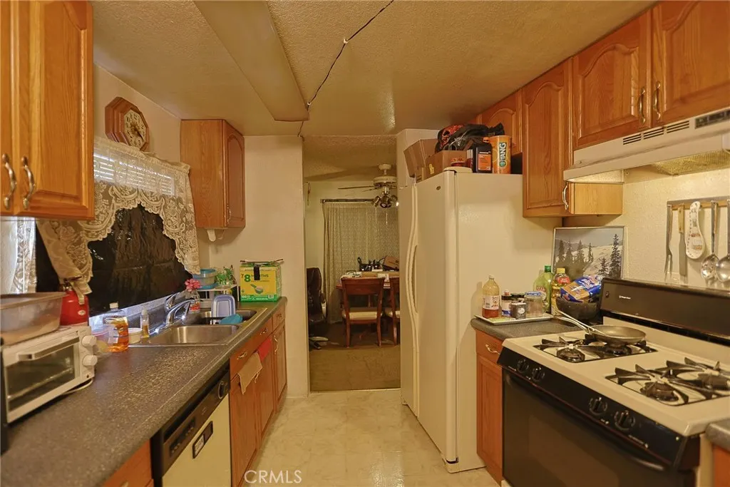 24210 E East Fork Road #38