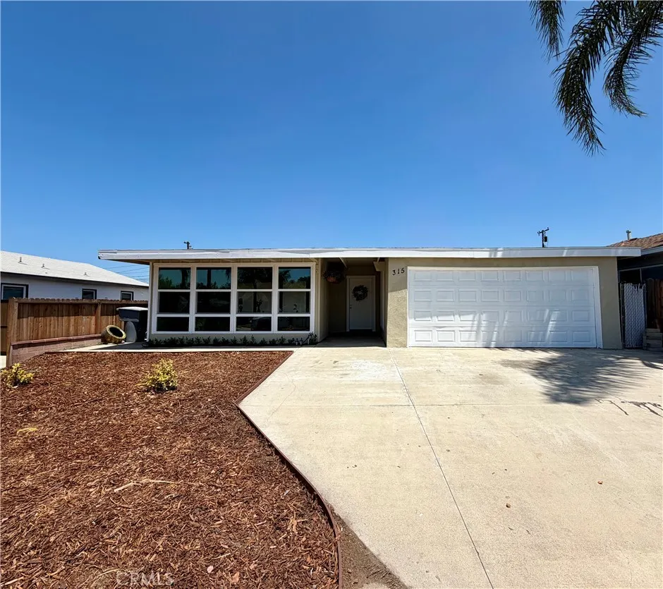 315 E Francis