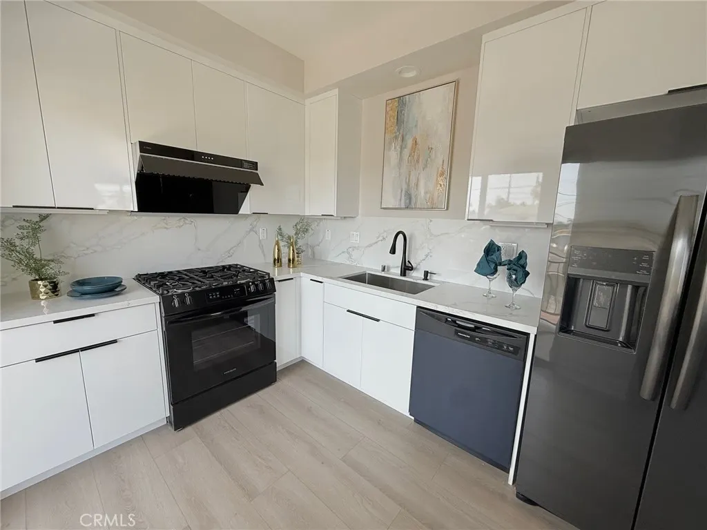 4437 Stewart #A