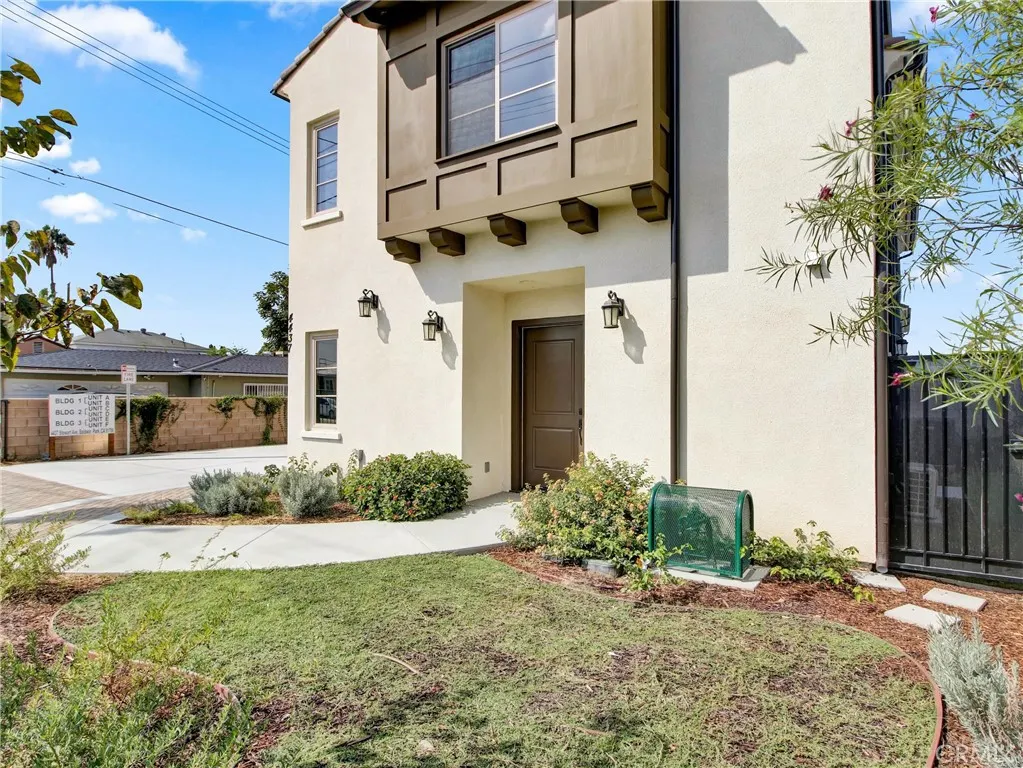 4437 Stewart #A