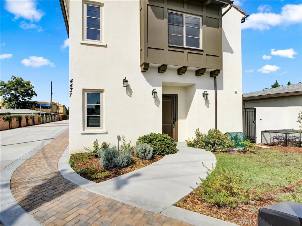 4437 Stewart #A