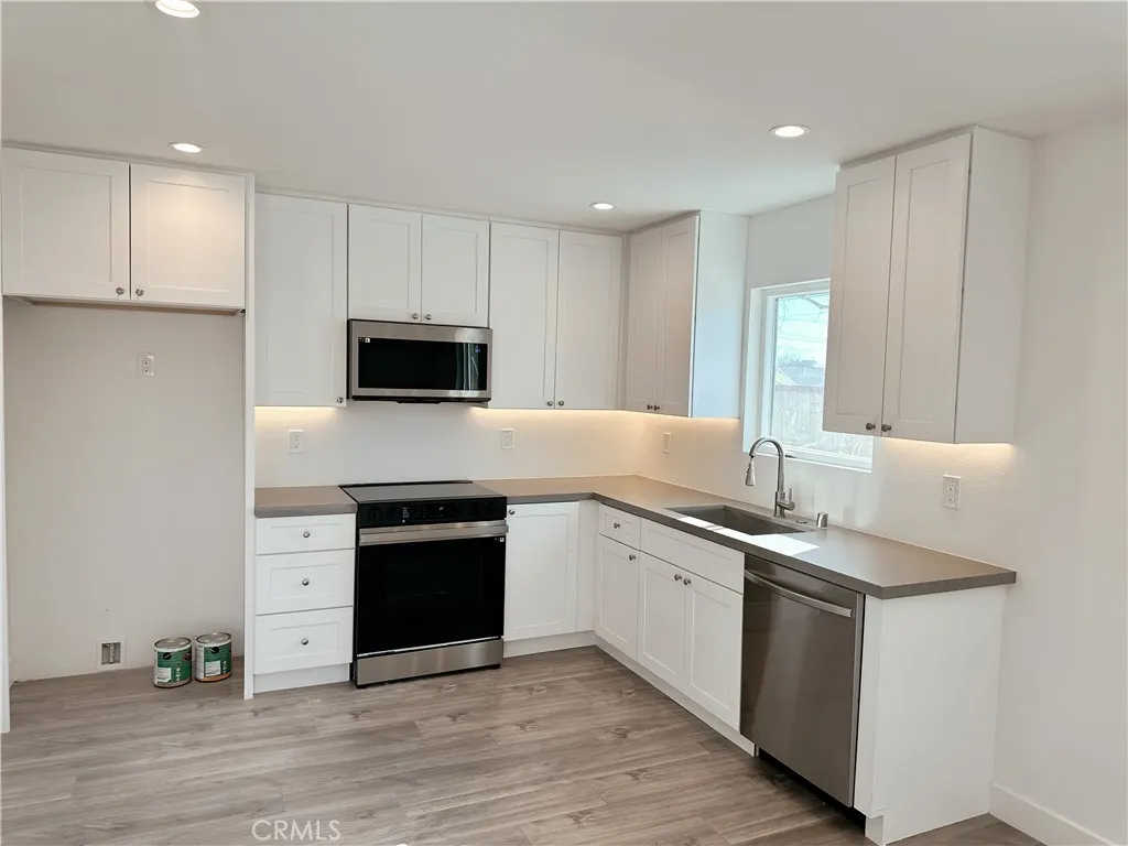 313 E 11th